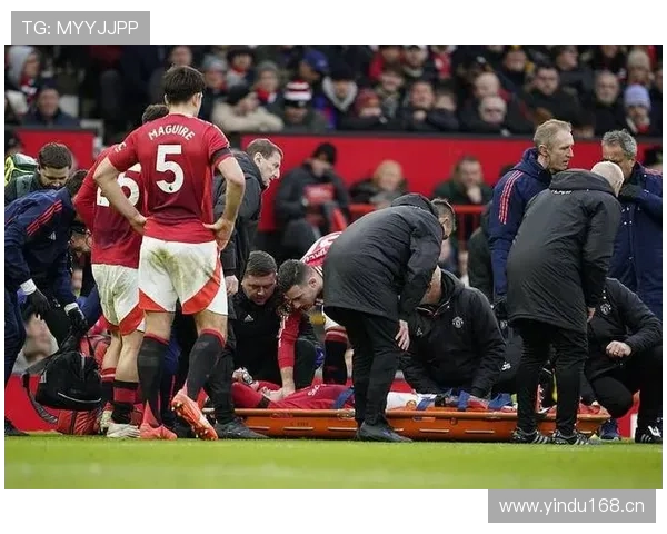 曼联更衣室矛盾再现，内部稳定成为争冠形势关键变量