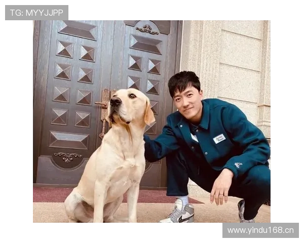 刘翔安静坐飞机头枕鲜花出场，感觉不是去比赛像去领奖台撒娇？